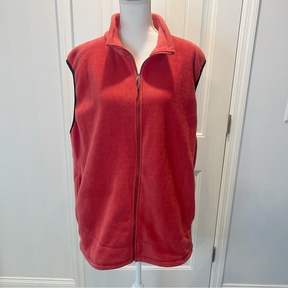 Reel Legends Fleece Vest Men's XXL Maroon Camping Hiking Walking Sweater - Picture 1 of 13